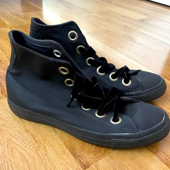 Converse High Top Sneakers - Picture 1 of 5